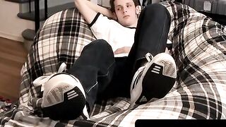 ToesXXX.com - Jarrod's jerk off session ends with a cum explosion orgasm