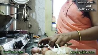 Indian Wife Ke Samne Sister Ko Choda Husband Ne kitchen Me