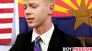 Aaron slobbering on Kylers stiff cock and taking a ride