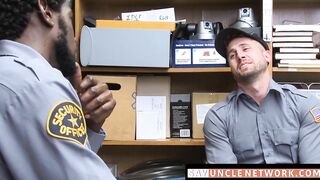 SayUncleNetwork.com - Security officer disciplined and barebacked by his black boss