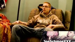 JoeSchmoeXXX.com - Nerdy amateur dude with glasses jerks off his starving cock alone