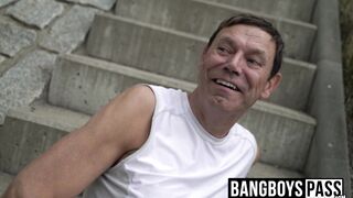 Older homosexual tastes muscular jocks thick dick outdoors