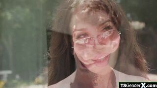 Im hard from watching the trans poolgirl