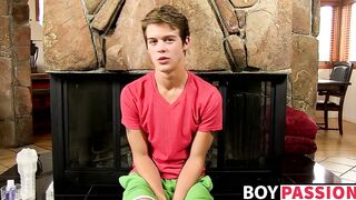 Hot young Alex Jordan jerking off with fleshlight solo