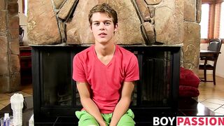 Hot young Alex Jordan jerking off with fleshlight solo