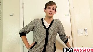 Twinks suck cocks beforeJasper gets big dark dick in his ass