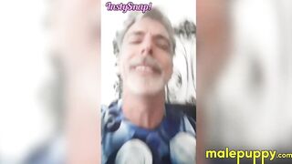 Scrappy playmate JC Dickerson is all about a hot kissing session with Richard Lennox