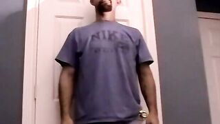 Hardcore masturbation with older dude with hairy chest
