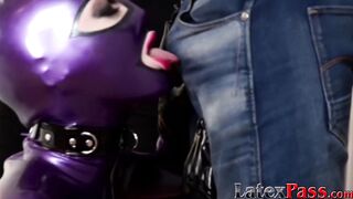 Costumed babe sprayed with jizz after riding threesome