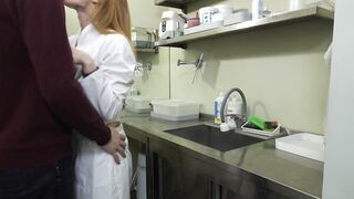 A young nurse could not resist Bae sex at work