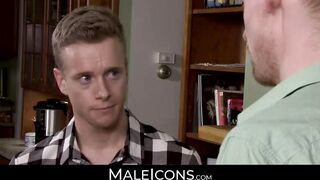 MaleIcons.com - Liam lusts for his professor as they share passionate kisses and hot