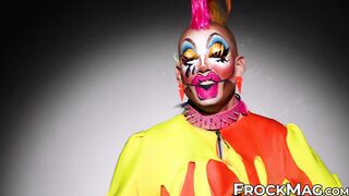 Kinky cake eating and kissing compilation with kinky clowns Jarry the Clown and Sandy