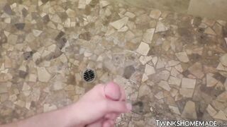 Longhair twink Jamie Satin jerks off his cock as he cums