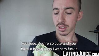 I pay this tattooed hung Manu so I can touch his well built body and stroke his cock