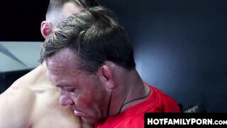 HotFamilyPorn.com - Johnny B moans during passionate raw fuck session hard