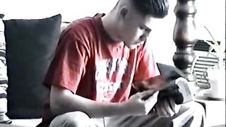 Str8Seduction.com - Tony's cock grows into a big boner inside of Vinnie's wet mouth