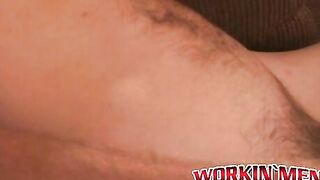 Tattooed hairy amateur masturbates and cums