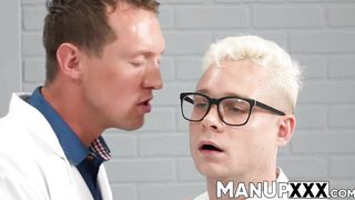 White gay gets submissive and enjoys a hard banging