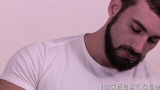 Muscled masseur banging with his hot chocolate client