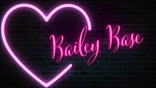 Spying on Bae 19 Yo Step-Sister Bailey Base While She Showers