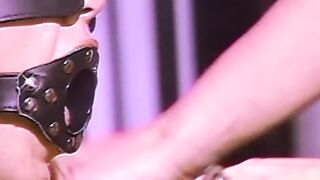 Submissive dyke fingered while eating BDSM pussy