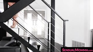 SensualMomma.com - Young redhead Alice Green's face sitting stepmom and pleasure