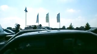 Nach der Autopanne mit Fremden gefickt