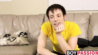 Solo masturbation and cumming with twink Jesse Jordan