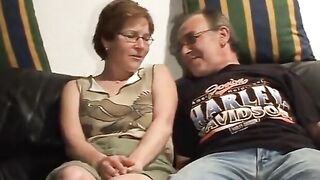 Deutsches Amateur-Reifepaar allein zu Hause
