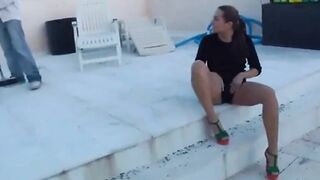 Deutscher Amateur-Anal in High Heels im Freien