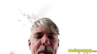 The pervy stepdad did not miss the chance to fuck his 18 years old stepson