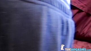 Gorgeous Kyros Christian needs some raw shaft deep in his ass after sexy foot love