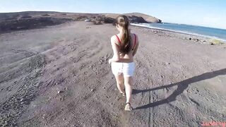 Couple espagnol super excite baise a la plage