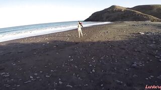 Couple espagnol super excite baise a la plage