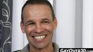 GayOver30.com - Rodney Steele gives Damon Andros the best rim job he has ever had