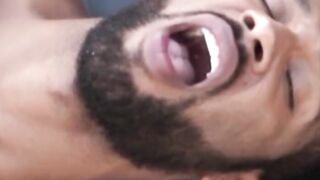 Matthieu then turns the tables and shows us that the most accomplished fisting bottom