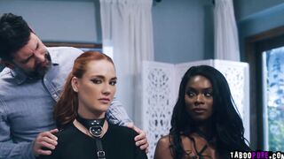 Ana Foxxx and Siri Dahl in fetish gear