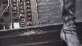 Lucy Loves Peeing, into NYC