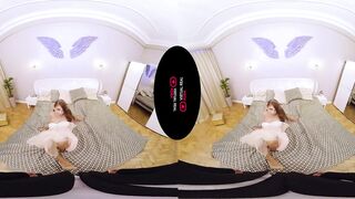 Glamour Jizzed inside VR Porn
