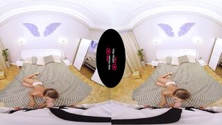 Glamour Jizzed inside VR Porn