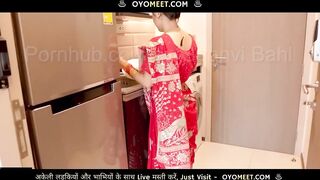 Indian Desi Step Siter Seduce with her Bis Ass!-