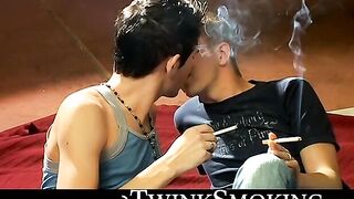 Hardcore smokers Jayden Taylor and Kayden Daniels swap blowjobs in a smoky room