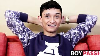 Twink shows off his ass and cock and masturbates