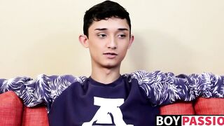 Twink shows off his ass and cock and masturbates