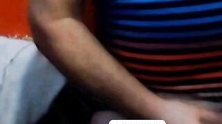 Amateur Argentinian Daddy Wanks Off