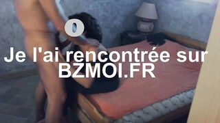 Elle adore me sucer ma voisine une maitresse adorable