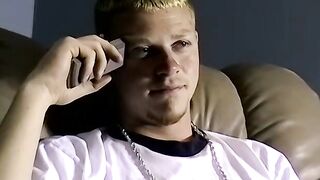 Fat guy blows hairy redneck and receives hardcore anal