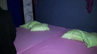 Des tonnes de gars sont la pour cette francaise