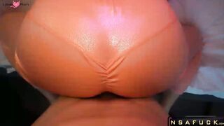 BIG ASS in PINK LEGGINGS Receive a CUM on PUSSY vol1