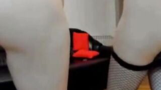 Big-Ass Arab Girl Shared for Italian Amateur